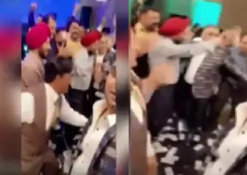 ਕਾਂਗਰਸੀ ਹੀ ਕੈਪਟਨ ਸਰਕਾਰ ਦੇ ਕੋਰੋਨਾ ਨਿਯਮਾਂ ਦੀਆਂ ਉਡਾਅ ਰਹੇ ਹੈ ਧੱਜੀਆਂ, ਵਿਧਾਇਕ ਪਾ ਰਿਹਾ ਭੰਗੜਾ