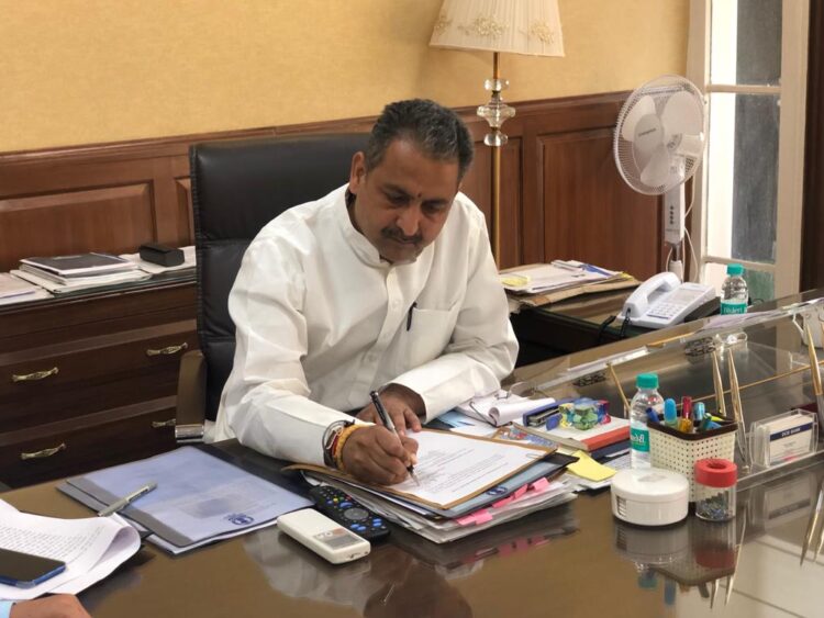 ਟੀਚਰਾਂ ਨੂੰ ਘੱਟ ਤਾਨਖ਼ਾਹ ਦੇਣ ਵਾਲੇ ਪ੍ਰਾਈਵੇਟ ਸਕੂਲਾਂ ਤੇ ਪੰਜਾਬ ਸਰਕਾਰ ਦੀ ਵੱਡੀ ਕਾਰਵਾਈ, ਕੀਤੀ ਐਨ.ਓ.ਸੀ. ਰੱਦ