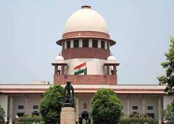 ਕੋਰੋਨਾ ਦੇ ਵਧਦੇ ਕੇਸਾਂ ‘ਤੇ ਸੁਪਰੀਮ ਕੋਰਟ ਸਖਤ, ਕੇਂਦਰ ਤੋਂ ਪੁੱਛੇ ਸਵਾਲ