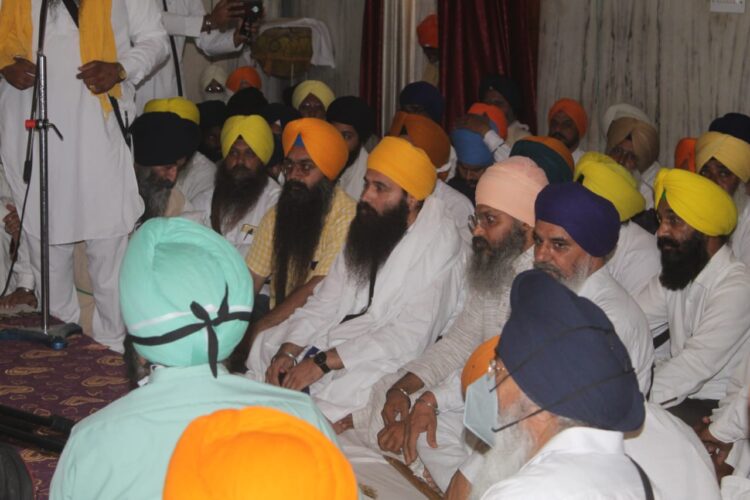 ਬਰਗਾੜੀ ਬੇਅਦਬੀ ਮਾਮਲੇ ਦੀ ਅਗਲੀ ਰਣਨੀਤੀ ਉਲੀਕਣ ਦੀ ਬਜਾਏ ਆਪਸ ਵਿਚ ਉਲਝਦੇ ਦਿੱਸੇ ਸਿੱਖ ਆਗੂ