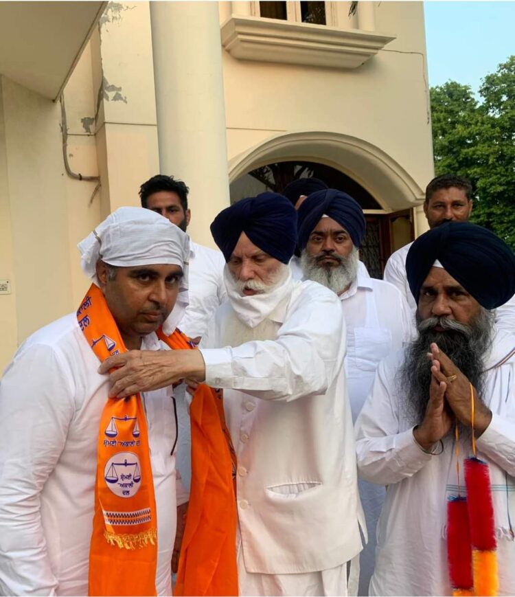 ਜਥੇਦਾਰ ਤੋਤਾ ਸਿੰਘ ਦੇ ਯਤਨਾਂ ਸਦਕਾ ਪਰਮਿੰਦਰ ਮੌੜ ਨੇ ਅਕਾਲੀ ਦਲ ਵਿੱਚ ਕੀਤੀ ਘਰ ਵਾਪਸੀ