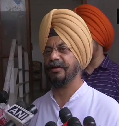 ਕੈਪਟਨ ਅਮਰਿੰਦਰ ਸਿੰਘ ਨਵਜੋਤ ਸਿੱਧੂ ਦੇ ਤਾਜਪੋਸ਼ੀ ਸਮਾਗਮ ਵਿੱਚ ਹਰੀਸ਼ ਰਾਵਤ ਦੇ ਮੁਤਾਬਿਕ ਪਹੁੰਚਣਗੇ :- ਕੁਲਜੀਤ ਨਾਗਰਾ