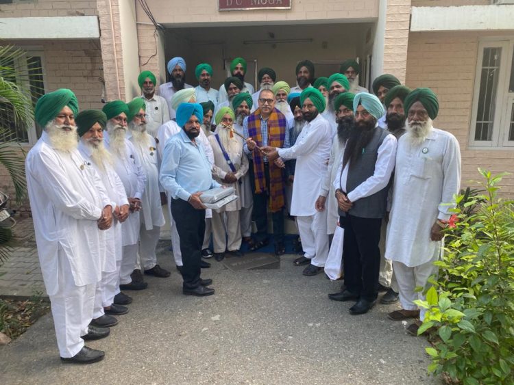 ਮੋਗਾ ਦੇ ਸਾਬਕਾ ਡੀ ਸੀ ਸੰਦੀਪ ਹੰਸ ਦਾ ਕਿਸਾਨ ਮਸੀਹਾ ਵਜੋਂ ਜਾਣਿਆ ਜਾਵੇਗਾ ਸਾਢੇ ਤਿੰਨ ਸਾਲ ਦਾ ਕਾਰਜਕਾਲ