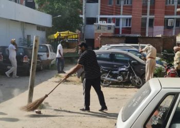 ਜਦੋਂ ਮੋਗਾ ਪੁਲਿਸ ਨੇ ਖੁਦ ਕੀਤੀ ਥਾਣਿਆਂ ਦੀ ਸਫਾਈ