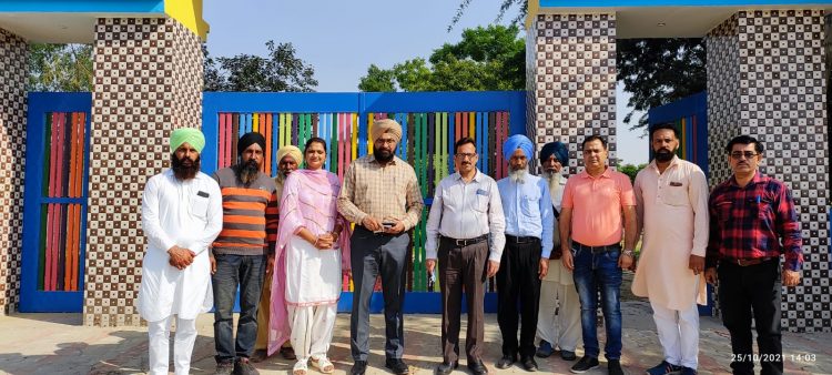 ਡੀ ਸੀ ਮੋਗਾ ਨੇ ਸਰਕਾਰੀ ਸਕੂਲਾਂ ਦੀ ਕੀਤੀ ਅਚਨਚੇਤ ਚੈਕਿੰਗ, ਚੱਲੇ  ਰਹੇ ਵਿਕਾਸ ਕਾਰਜਾਂ ਦਾ ਕੀਤਾ ਨਿਰੀਖਣ