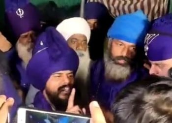 ਸਿੰਘੂ ਬਾਰਡਰ ਤੇ ਨਿਹੰਗ ਸਿੰਘਾਂ ਅਤੇ ਕਿਸਾਨਾਂ ਵਿੱਚ ਹੋਏ ਤਕਰਾਰ ਤੋਂ ਬਾਅਦ ,ਨਿਹੰਗਾਂ ਨੇ ਸੱਦੀ 27 ਨੂੰ ਵੱਡੀ ਮੀਟਿੰਗ