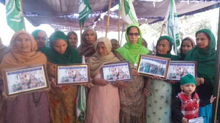 ਅਧਿਆਪਕਾਂ ਉੱਪਰ ਲਾਠੀ ਚਾਰਜ ਕਰਨ ਵਾਲੇ ਡੀ. ਐਸ.ਪੀ ਉੱਪਰ ਜਲਦ ਕਾਰਵਾਈ ਕਰੇ ਸਰਕਾਰ: ਕਿਸਾਨਾਂ ਨੇ ਚੰਨੀ ਨੂੰ ਦਿੱਤੀ ਚੇਤਾਵਨੀ