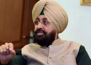 ਪ੍ਰਤਾਪ ਸਿੰਘ ਬਾਜਵਾ ਨੇ ਆਪਣੇ ਭਰਾ ਫਤਿਹ ਜੰਗ ਵਾਲੀ ਸੀਟ ਤੇ ਕਬਜ਼ਾ ਕਰਨ ਦਾ ਕੀਤਾ ਐਲਾਨ