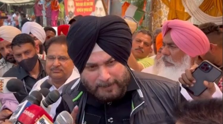 ਸਿੱਧੂ ਦੀ ਕਾਂਗਰਸੀਆਂ ਨੂੰ ਹੱਲਾਸ਼ੇਰੀ, ਚੋਣਾਂ ਵਿੱਚ ਹਾਰੇ ਹਾਂ ਮਰੇ ਨੀ , ਲੋਕਾਂ ਦੇ ਹੱਕਾਂ ਦੀ ਲੜਾਈ ਲੜਦੇ ਰਹਾਂਗੇ