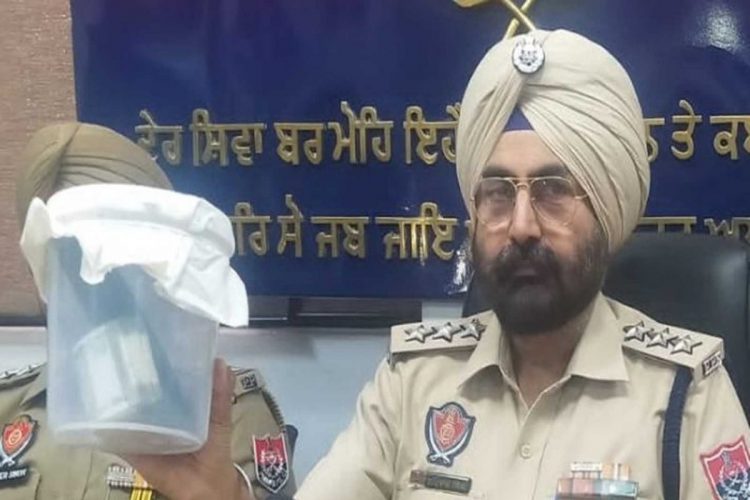 ਪੁਲਿਸ ਨੇ ਗੈਂਗਸਟਰਾਂ ਦੇ ਨਾ ਤੇ ਫਿਰੌਤੀਆਂ ਮੰਗਣਾ ਵਾਲਾ ਗਿਰੋਹ ਕੀਤਾ ਕਾਬੂ