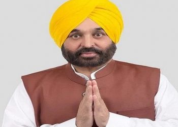 ਖਟਕੜਾਂ ਹੋਇਆ ਪੀਲਾ ਪੀਲਾ, ਭਗਵੰਤ ਮਾਨ ਦੇ ਸਹੁੰ ਸਮਾਗਮ ਚ ਪਹੁੰਚੇ ਵੱਡੀ ਗਿਣਤੀ ਵਿੱਚ ਲੋਕ