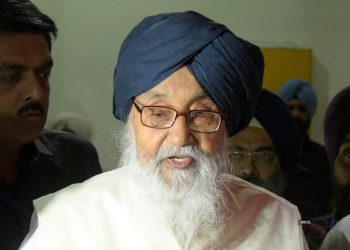 ਪੰਜਾਬ ਵਿੱਚ ਨਵੀਂ ਸਰਕਾਰ ਬਣਦਿਆਂ ਹੀ,ਪ੍ਰਕਾਸ਼ ਸਿੰਘ ਬਾਦਲ ਨੇ ਆਪਣੀ ਪੈਨਸ਼ਨ ਨਾ ਲੈਣ ਕੀਤਾ ਐਲਾਨ