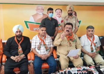 ਪ੍ਰਧਾਨ ਮੰਤਰੀ ਮੋਦੀ ਦੀਆਂ ਲੋਕ ਪੱਖੀ ਨੀਤੀਆਂ ਅਤੇ ਦ੍ਰਿੜ ਫੈਸਲਿਆਂ ਕਾਰਨ ਅੱਜ ਪਾਕਿਸਤਾਨ ਸਮੇਤ ਹੋਰ ਦੇਸ਼ ਪ੍ਰਧਾਨ ਮੰਤਰੀ ਮੋਦੀ ਦੀਆਂ ਤਾਰੀਫਾਂ ਕਰਦੇ ਨਹੀਂ ਥੱਕਦੇ :- ਸ਼ਵੇਤ ਮਲਿਕ