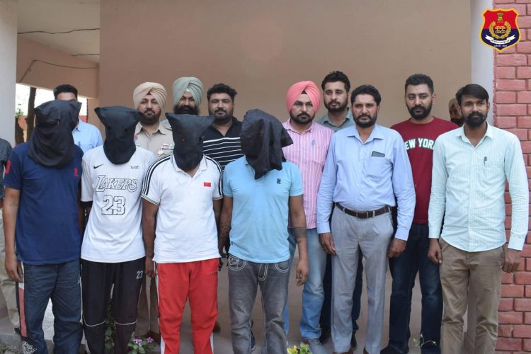 ਫਰੀਦਕੋਟ ਪੁਲਿਸ ਅਤੇ ਗੈਂਗਸਟਰਾਂ ਵਿਚਕਾਰ ਹੋਇਆ ਮੁਕਾਬਲਾ, 4 ਕਾਬੂ, ਗੈਂਗਸਟਰਾਂ ਦੇ ਸਬੰਧ ਨਿਕਲੇ ਸਾਬਕਾ ਵਿਧਾਇਕ ਨਾਲ