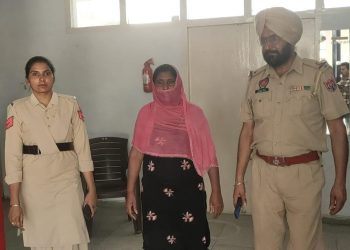 ਫੋਨ ‘ਤੇ ਧਮਕੀਆਂ ਦੇਣ ਵਾਲੀ ਔਰਤ ਨੂੰ ਬਾਘਾਪੁਰਾਣਾ ਪੁਲਿਸ ਨੇ ਕੀਤੀ ਗ੍ਰਿਫਤਾਰ ਐਨ.ਡੀ.ਪੀ.ਐਸ. ਐਕਟ ਤਹਿਤ ਮਾਮਲਾ ਦਰਜ,ਅਦਾਲਤ ਵਿੱਚ ਪੇਸ਼ ਕਰ ਲਿਆ ਰਿਮਾਂਡ