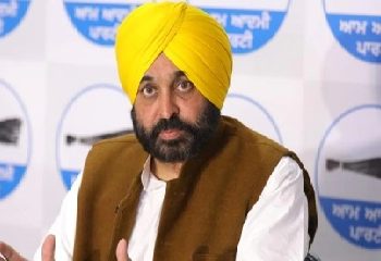 ਸਿੱਖ ਇਤਿਹਾਸ ਨੂੰ ਤੋੜ ਮਰੋੜ ਕੇ ਕਿਤਾਬਾਂ ਵਿੱਚ ਪੇਸ਼ ਕਰਨ ਵਾਲੇ ਲੇਖਕਾਂ ਸਮੇਤ ਪਬਲਿਸ਼ਰਾ ਤੇ ਮਾਨ ਨੇ ਕਰਾਇਆ ਕੇਸ ਦਰਜ