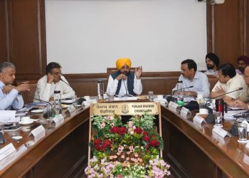 ਭਗਵੰਤ ਮਾਨ ਨੇ ਨਸ਼ਿਆਂ ਦੀ ਰੋਕਥਾਮ ਲਈ ਜ਼ਿਲਿਆਂ ਦੇ ਡਿਪਟੀ ਕਮਿਸ਼ਨਰਾਂ ਅਤੇ ਐਸ ਐਸ ਪੀ ਨੂੰ ਕੀਤੇ ਸ਼ਖ਼ਤ ਨਿਰਦੇਸ਼￼￼￼