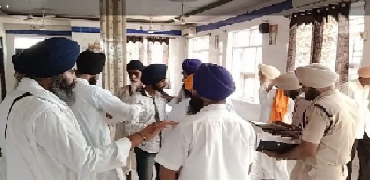 ਪੰਜਾਬ ਦੇ ਬਠਿੰਡਾ ਜ਼ਿਲ੍ਹੇ ਵਿੱਚ ਤਲਵੰਡੀ ਸਾਬੋ ਤੋਂ ਮੰਦਭਾਗੀ ਖ਼ਬਰ, ਸ੍ਰੀ ਗੁਰੂ ਗ੍ਰੰਥ ਸਾਹਿਬ ਜੀ ਦੇ 4 ਸਰੂਪ ਹੋਏ ਅਗਨ ਭੇਂਟ