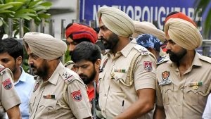 ਲਾਰੈਂਸ ਬਿਸ਼ਨੋਈ ਨੇ ਮੰਨਿਆ ਜੇਲ੍ਹ ਵਿੱਚ ਬੈਠ ਕੇ ਹੀ ਫ਼ਿਰੌਤੀਆਂ ਮੰਗੀਆਂ ਜਾਂਦੀਆਂ ਹਨ ,25 ਕਾਰੋਬਾਰੀਆਂ ਤੋਂ ਵਸੂਲੇ 4 ਕਰੋੜ ਰੁਪਏ 