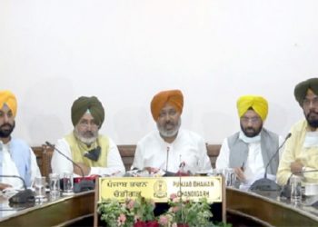 ਮੁੱਖ ਮੰਤਰੀ ਭਗਵੰਤ ਸਿੰਘ ਮਾਨ ਦੀ ਟੀਮ ਨੇ ਪੰਜ ਮਹੀਨਿਆਂ ਵਿੱਚ ਸਰਕਾਰ ਵੱਲੋਂ ਕੀਤੇ ਗਏ ਕੰਮਾਂ ਦਾ ਰਿਪੋਰਟ ਕਾਰਡ ਕੀਤਾ ਪੇਸ਼ 