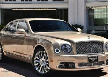 ਇੰਗਲੈਂਡ ਚੋਂ ਚੋਰੀ ਹੋਈ ਲਗਜ਼ਰੀ ਕਾਰ ਪਾਕਿਸਤਾਨ ਦੇ ਕਰਾਚੀ ਵਿੱਚੋ ਹੋਈ ਬਰਾਮਦ, ਪਾਕਿਸਤਾਨੀ ਦੂਤਾਵਾਸ ਤੇ ਲੱਗੇ ਇਲਜ਼ਾਮ