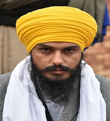 ਸੰਸਦ ਭਾਈ ਅੰਮ੍ਰਿਤਪਾਲ ਸਿੰਘ ਨਾਲ ਡਿਬਰੂਗੜ੍ਹ ਜੇਲ੍ਹ ਵਿੱਚ ਬੰਦ 7 ਸਾਥੀਆਂ ਨੂੰ ਲੈਣ ਪੰਜਾਬ ਪੁਲੀਸ ਪਹੁੰਚੀ ਅਸਾਮ