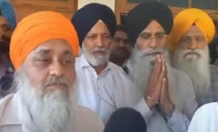 ਸੁਖਬੀਰ ਸਿੰਘ ਬਾਦਲ, ਹਰਜਿੰਦਰ ਸਿੰਘ ਧਾਮੀ ਨੂੰ ਮਨਾਉਣ ਵਿੱਚ ਰਹੇ ਕਾਮਯਾਬ