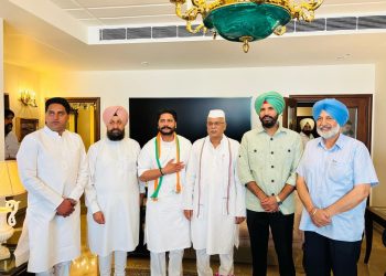 ਪਿਛਲੇ ਲੰਬੇ ਸਮੇਂ ਤੋਂ ਕਾਂਗਰਸ ਵਿੱਚ ਮੁੜ ਸ਼ਾਮਲ ਹੋਣ ਲਈ ਤਰਲੋਮੱਛੀ ਹੋ ਰਹੇ ਦਲਬੀਰ ਗੋਲਡੀ ਨੂੰ ਆਖਰਕਾਰ ਕਾਂਗਰਸ ਪਾਰਟੀ ਨੇ ਕੀਤਾ ਸ਼ਾਮਲ।