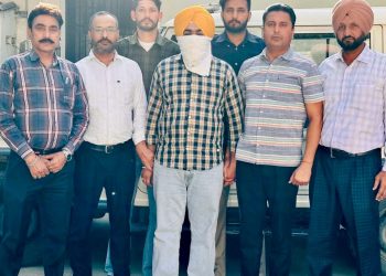 ਪੰਜਾਬ ਸਰਕਾਰ ਦੀ ਭ੍ਰਿਸ਼ਟਾਚਾਰ ਵਿਰੁੱਧ ਮੁਹਿੰਮ: ਵਿਜੀਲੈਂਸ ਵਿਭਾਗ ਵੱਲੋਂ ਰਿਸ਼ਵਤ ਲੈਂਦਾ ਕਲਰਕ ਰੰਗੇ ਹੱਥੀਂ ਕਾਬੂ