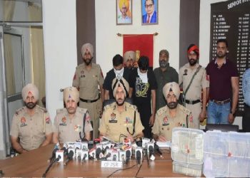 ਪੁਲਿਸ ਨੂੰ ਮਿਲੀ ਵੱਡੀ ਕਾਮਯਾਬੀ,ਹਵਾਲਾ ਰੈਕੇਟ ਵਿੱਚ ਜੁੜੇ ਕਾਂਸਟੇਬਲ ਸਮੇਤ ਪੰਜ ਵਿਅਕਤੀ ਕੀਤੇ ਗ੍ਰਿਫਤਾਰ 