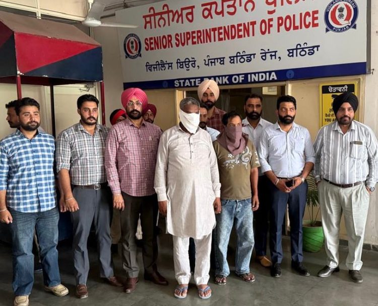 1,05,000 ਰੁਪਏ ਰਿਸ਼ਵਤ ਲੈਂਦਾ ਏ.ਐਨ.ਟੀ.ਐਫ. ਦਾ ਏ.ਐਸ.ਆਈ. ਅਤੇ ਉਸਦਾ ਡਰਾਈਵਰ ਵਿਜੀਲੈਂਸ ਵਿਭਾਗ ਵੱਲੋਂ ਕਾਬੂ