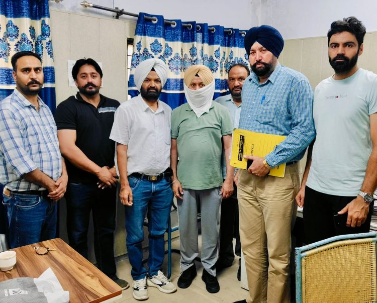 ਵਿਜੀਲੈਂਸ ਵਿਭਾਗ ਨੇ ਬੀਡੀਪੀਓ ਦਫ਼ਤਰ ਦਾ ਸੁਪਰਡੈਂਟ ਰਿਸ਼ਵਤ ਲੈਂਦਾ ਰੰਗੇ ਹੱਥੀਂ ਕੀਤਾ ਕਾਬੂ 
