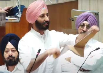 ਪੰਜਾਬ ਦੇ ਪਾਣੀਆਂ ਦਾ ਮੁੱਦਾ :-ਵਿਧਾਨ ਸਭਾ ਵਿੱਚ ਬਾਘਾਪੁਰਾਣਾ ਦੇ ਵਿਧਾਇਕ ਅੰਮ੍ਰਿਤਪਾਲ ਸਿੰਘ ਨੇ ਬੀਬੀਐਮਬੀ ਫੈਸਲੇ ਦੀ ਪਾੜੀ ਕਾਪੀ 