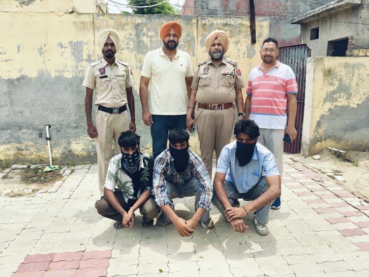 ਮੋਗਾ ਪੁਲਿਸ ਨੇ ਤਿੰਨ ਸਮਗਲਰ ਕੀਤੇ ਕਾਬੂ, ਵੱਡੀ ਮਾਤਰਾ ਵਿੱਚ ਹੈਰੋਇਨ ਕੀਤੀ ਬਰਾਮਦ 