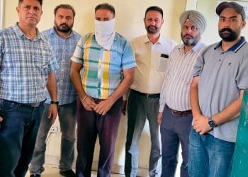 20000 ਰੁਪਏ ਰਿਸ਼ਵਤ ਲੈਂਦਾ ਬਲਾਕ ਸੰਮਤੀ ਪਟਵਾਰੀ ਵਿਜੀਲੈਂਸ ਵਿਭਾਗ ਵੱਲੋਂ ਗ੍ਰਿਫ਼ਤਾਰ