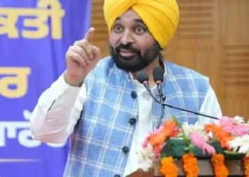 ਪੰਜਾਬ ਵਿੱਚੋਂ ਰਿਸ਼ਵਤ ਖਤਮ ਕਰਨ ਲਈ, ਰਿਸ਼ਵਤਖੋਰਾਂ ਨੂੰ ਸਿੱਧਾ ਨੌਕਰੀ ਤੋਂ ਹੀ ਕੱਢਿਆ ਜਾਵੇ:- ਮੁੱਖ ਮੰਤਰੀ ਭਗਵੰਤ ਮਾਨ 