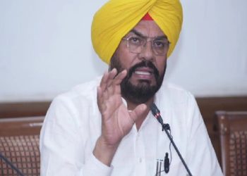 ਪੰਜਾਬ ਸਰਕਾਰ ਨੇ ਇੱਕ ਨੂੰ ਬਣਾਇਆ ਮੰਤਰੀ, ਦੂਜਾ ਹੋਇਆ ਨਿਰਾਜ, ਦਿੱਤਾ ਅਸਤੀਫਾ 