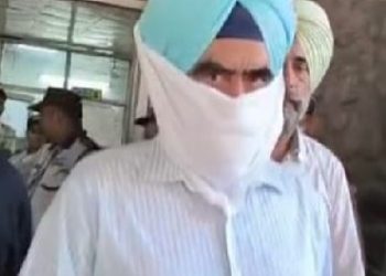 ਆਬਕਾਰੀ ਐਕਟ ਤਹਿਤ ਮੁਅੱਤਲ ਕੀਤੇ ਡੀਆਈਜੀ ਹਰਚਰਨ ਸਿੰਘ ਭੁੱਲਰ ਖਿਲਾਫ਼ ਕੇਸ ਦਰਜ