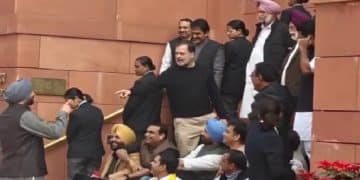 ਰਾਹੁਲ ਗਾਂਧੀ ਨੇ ਰਵਨੀਤ ਬਿੱਟੂ ਨੂੰ ਆਖਿਆ ਕੀ ਹਾਲ ਹੈ ਗੱਦਾਰ ਦੋਸਤ,ਉਸ ਤੋਂ ਬਾਅਦ ਹੋਈ ਤਿੱਖੀ ਬਹਿਸ 