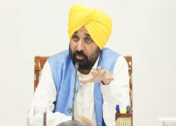 ਪੰਜਾਬ ਦੇ ਮੁੱਖ ਮੰਤਰੀ ਵੱਲੋਂ ਔਰਤਾਂ ਨੂੰ 1000 ਰੁਪਏ ਦੇਣਾ ਨੂੰ ਲੈਕੇ ਰਜਿਸਟ੍ਰੇਸ਼ਨ ਸ਼ੁਰੂ ਕਰਨ ਲਈ ਤਰੀਕ ਦਾ ਕੀਤਾ ਐਲਾਨ 