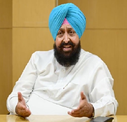 ਪ੍ਰਤਾਪ ਸਿੰਘ ਬਾਜਵਾ ਨੇ ਇੱਕ ਹੋਰ ਨਵਾਂ ਸੱਪ ਕੱਢਿਆ, ਕੀਤਾ ਦਾਅਵਾ,ਆਪ ਦੇ 32 ਵਿਧਾਇਕ ਸੰਪਰਕ ਵਿੱਚ ਸਨ।