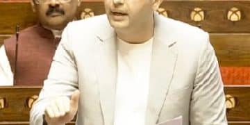 ਆਮ ਆਦਮੀ ਪਾਰਟੀ ਨੇ ਰਾਘਵ ਚੱਢਾ ਨੂੰ ਰਾਜ ਸਭਾ ਦੇ ਡਿਪਟੀ ਲੀਡਰ ਦੇ ਅਹੁਦੇ ਤੋਂ ਹਟਾਇਆ। ਰਾਜ ਸਭਾ ਸਕੱਤਰੇਤ ਨੂੰ ਸੌਂਪਿਆ ਦਿੱਤਾ ਪੱਤਰ 