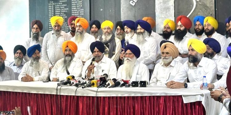 ਸ਼੍ਰੋਮਣੀ ਅਕਾਲੀ ਦਲ ਵਾਰਿਸ ਪੰਜਾਬ ਦੇ ਪਰਿਵਾਰ ਵਿੱਚ ਹੋਇਆ ਵਾਧਾ, ਸੀਨੀਅਰ ਅਕਾਲੀ ਆਗੂ ਵਿਧਾਇਕ ਮਨਪ੍ਰੀਤ ਸਿੰਘ ਇਯਾਲੀ ਹੋਏ ਸ਼ਾਮਲ 