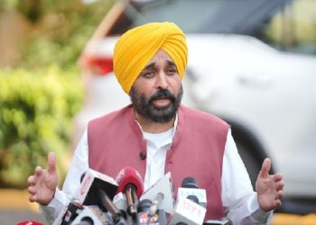 ਪੰਜਾਬ ਸਰਕਾਰ ਦਾ ਵੱਡਾ ਫ਼ੈਸਲਾ, ਪ੍ਰਾਈਵੇਟ ਸਕੂਲ ਆਪਣੀ ਮਰਜ਼ੀ ਨਾਲ ਸਲਾਨਾ ਫੀਸਾਂ ਨਹੀ ਵਧਾਅ ਸਕਣਗੇ ।